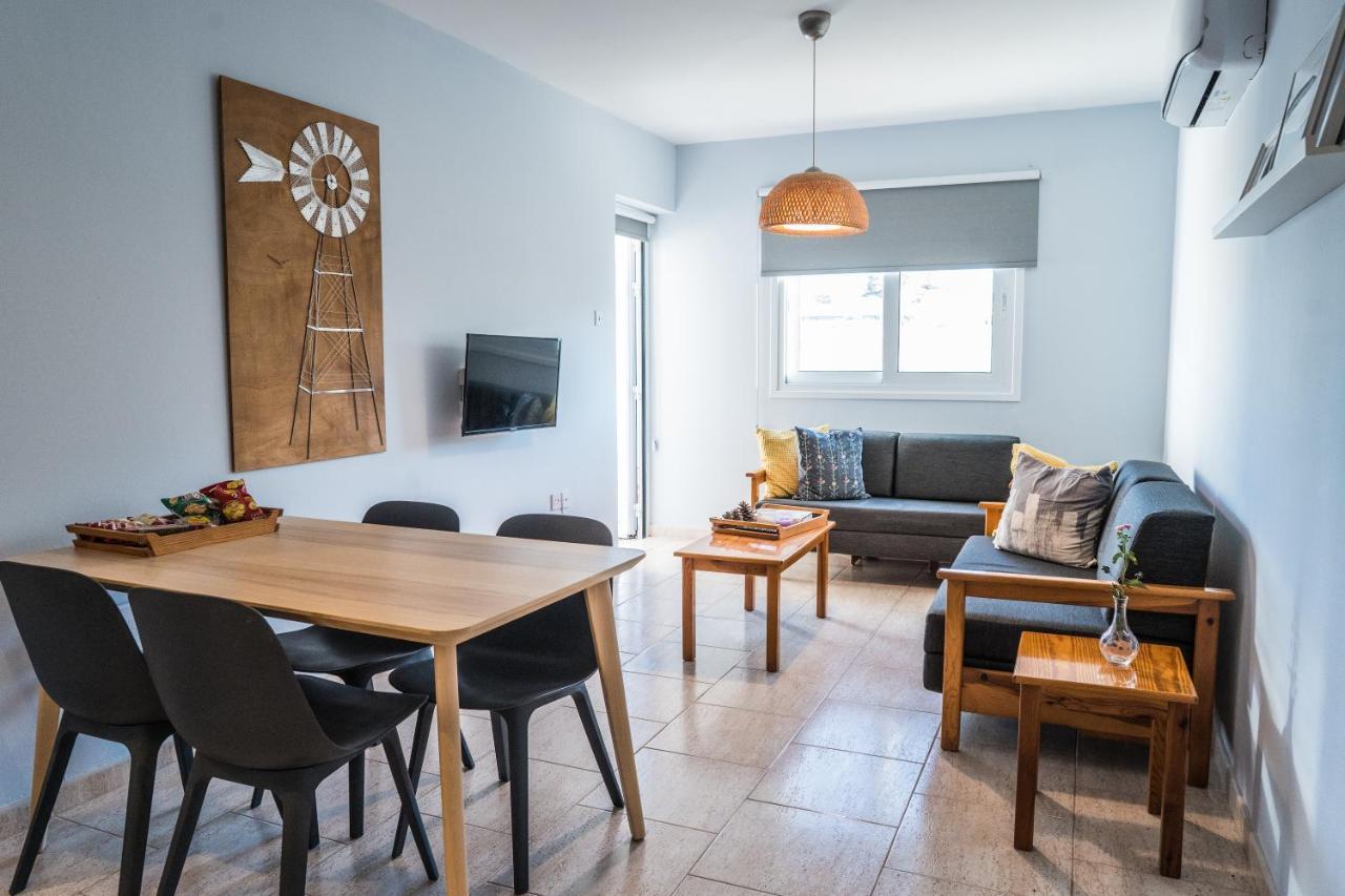 Anemomylos Guesthouse Paralimni Luaran gambar
